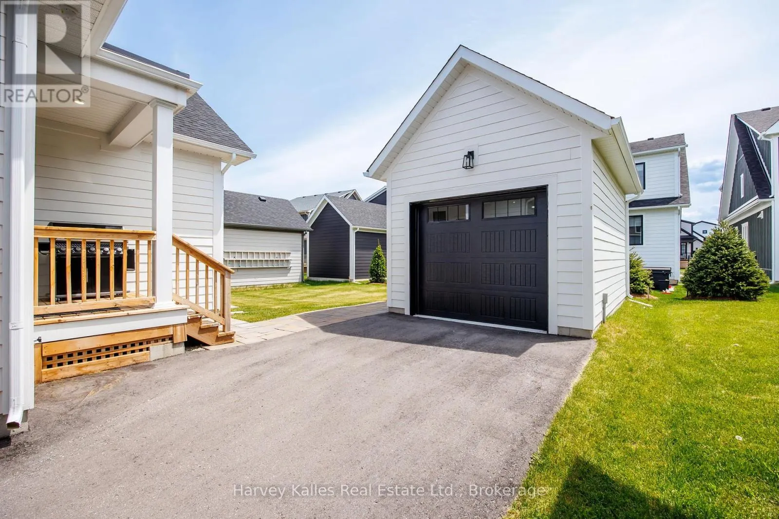 113 BLACK WILLOW CRESCENT