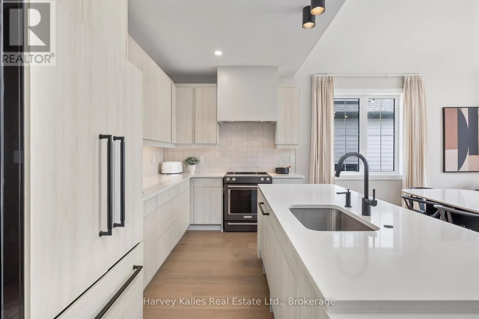113 BLACK WILLOW CRESCENT