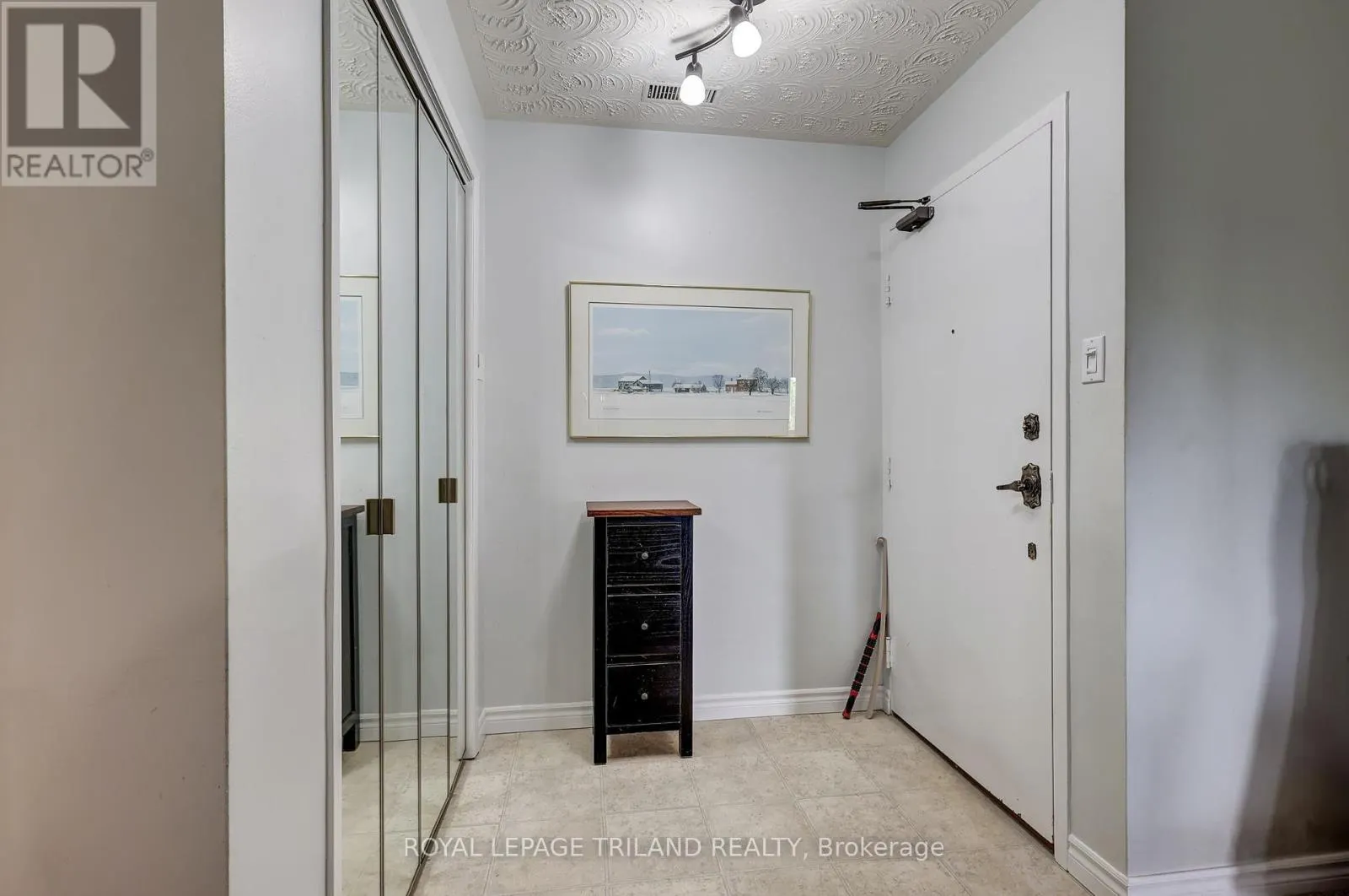 11 - 125 ELM STREET, #11