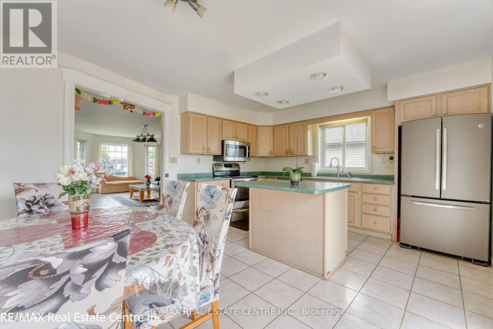 1616 BIRCHWOOD CRESCENT