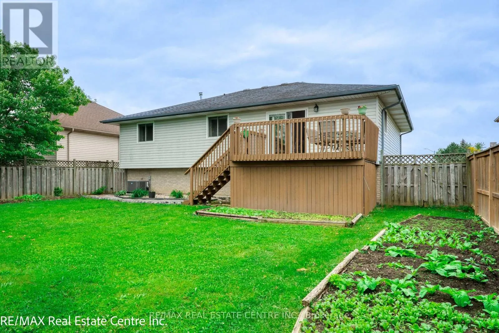1616 BIRCHWOOD CRESCENT