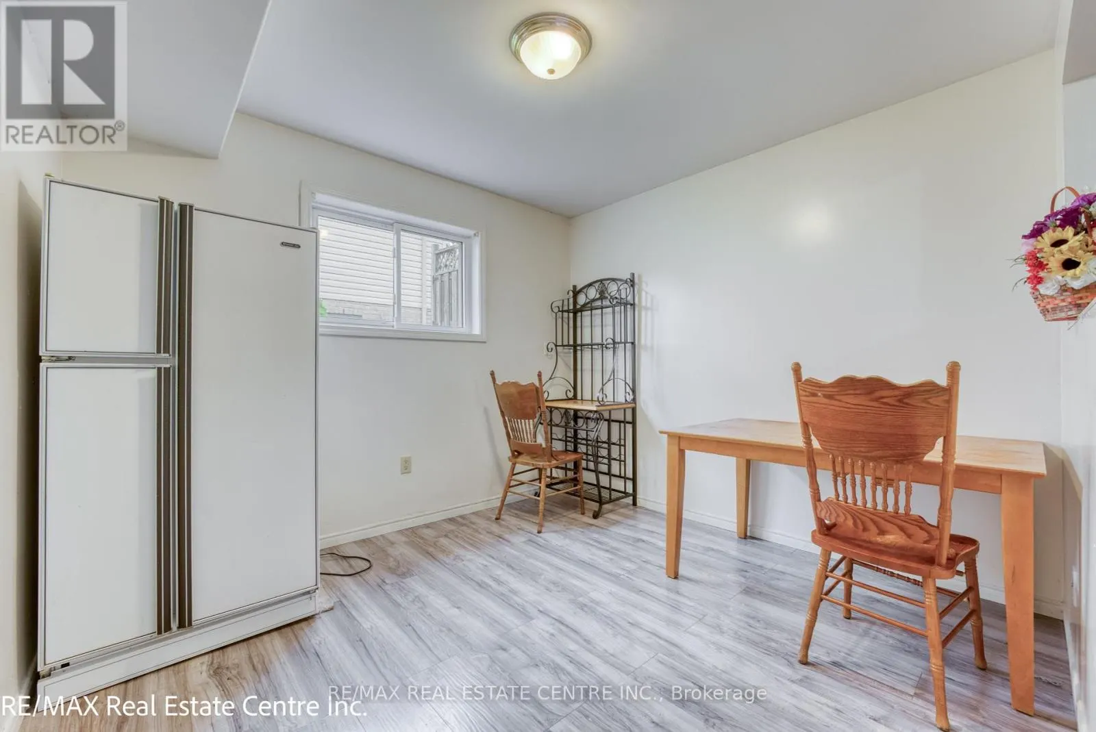 1616 BIRCHWOOD CRESCENT