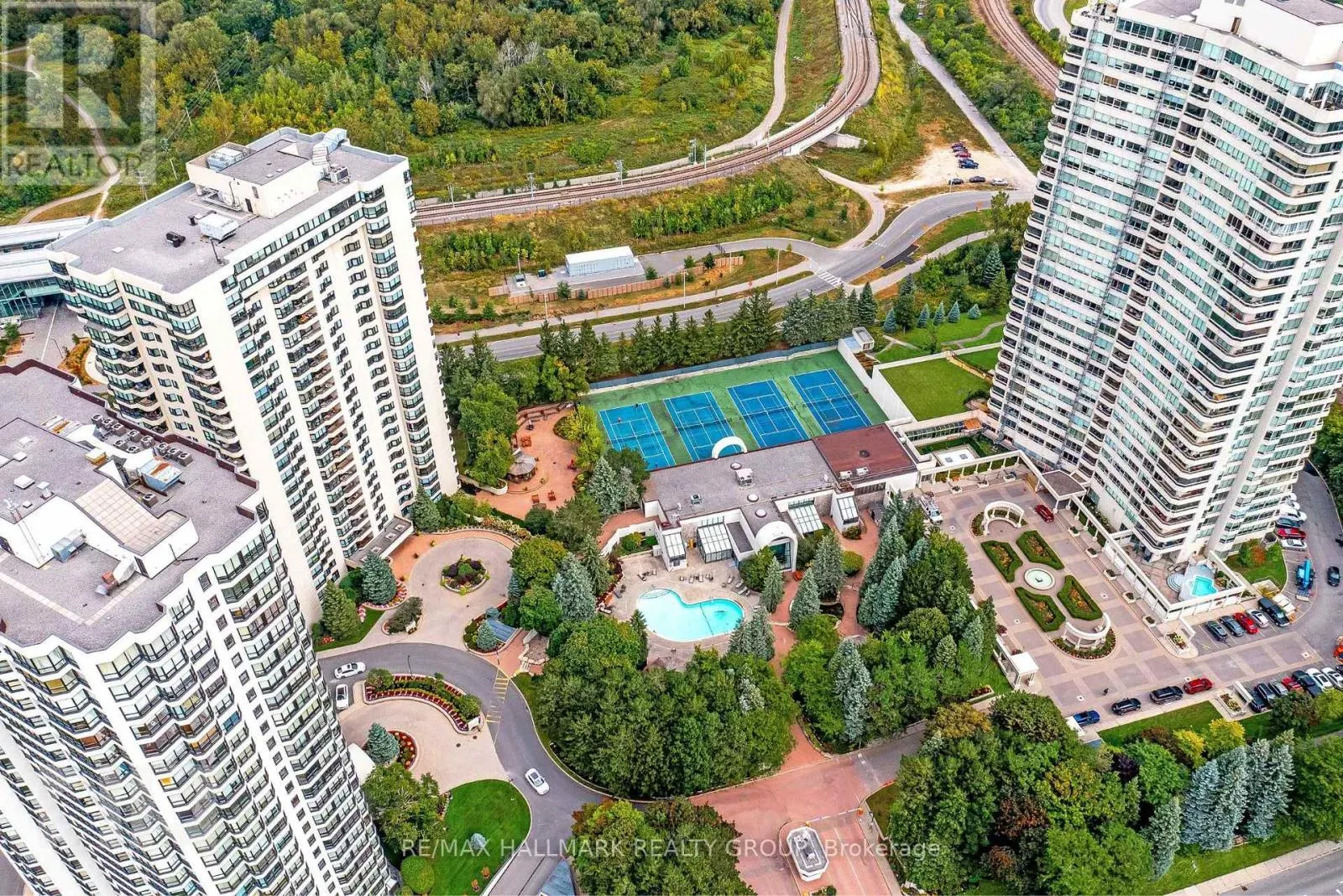 2403 - 1480 RIVERSIDE DRIVE
