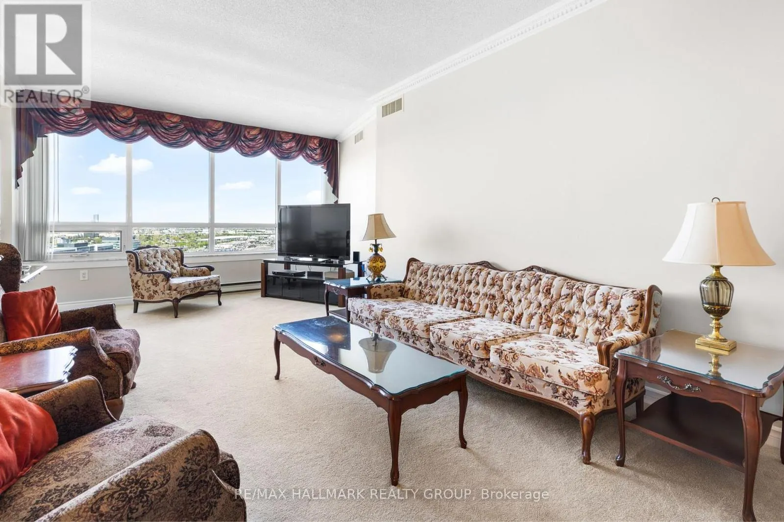 2403 - 1480 RIVERSIDE DRIVE