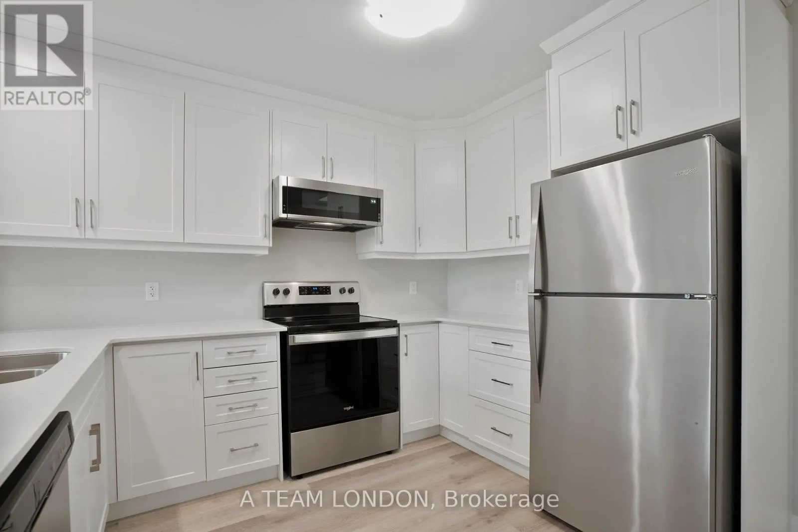 212 - 100 THE PROMENADE, #212