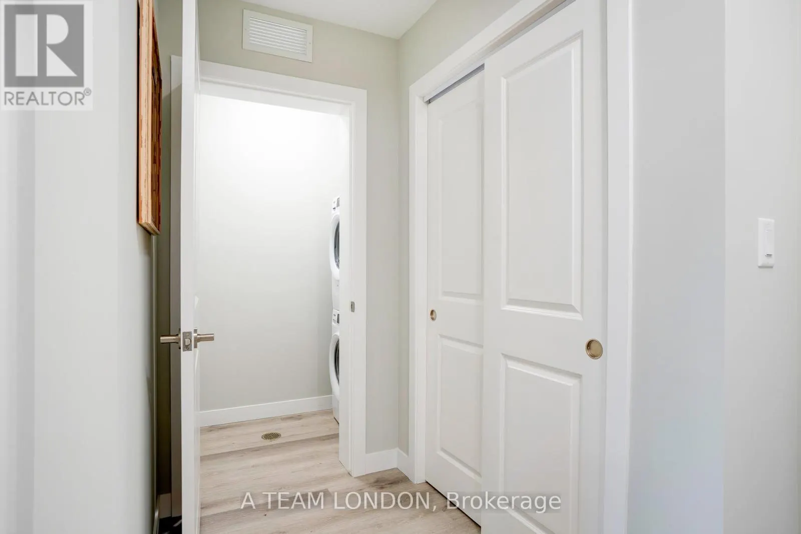 212 - 100 THE PROMENADE, #212