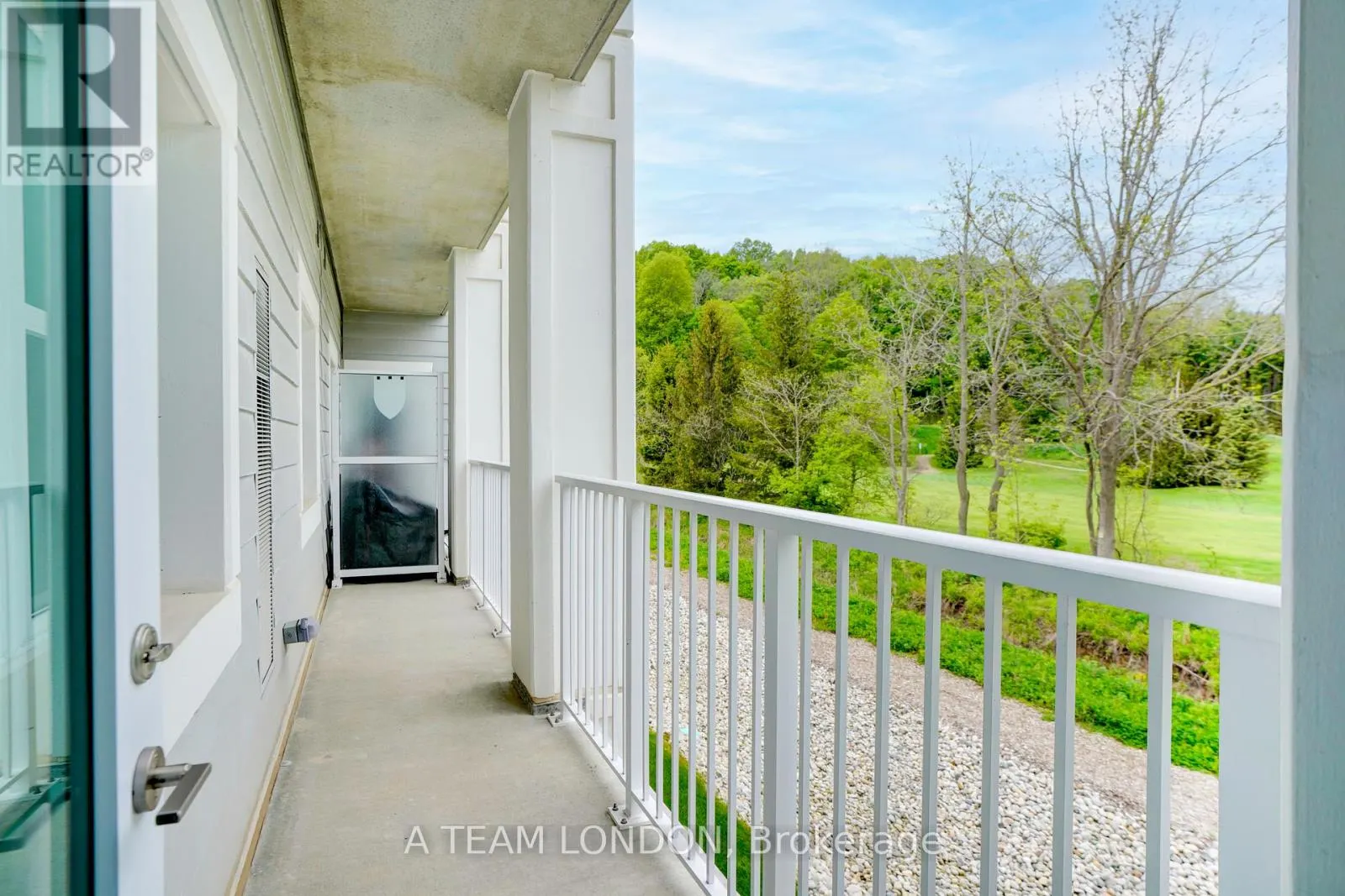 212 - 100 THE PROMENADE, #212