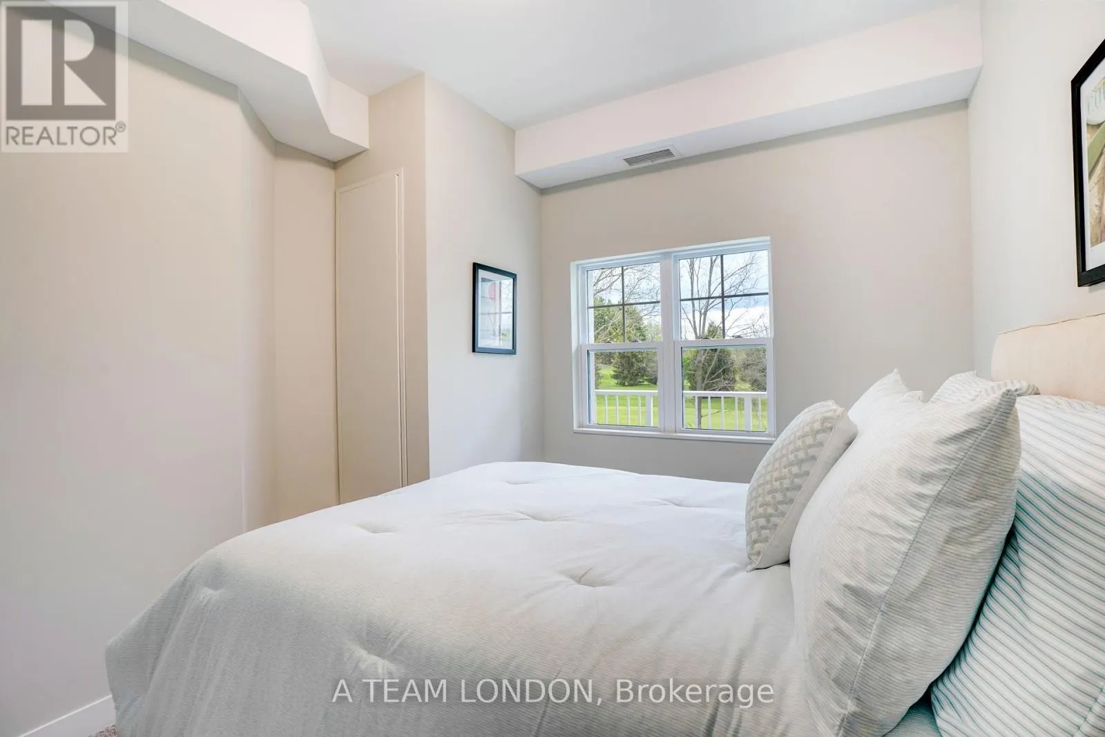 212 - 100 THE PROMENADE, #212