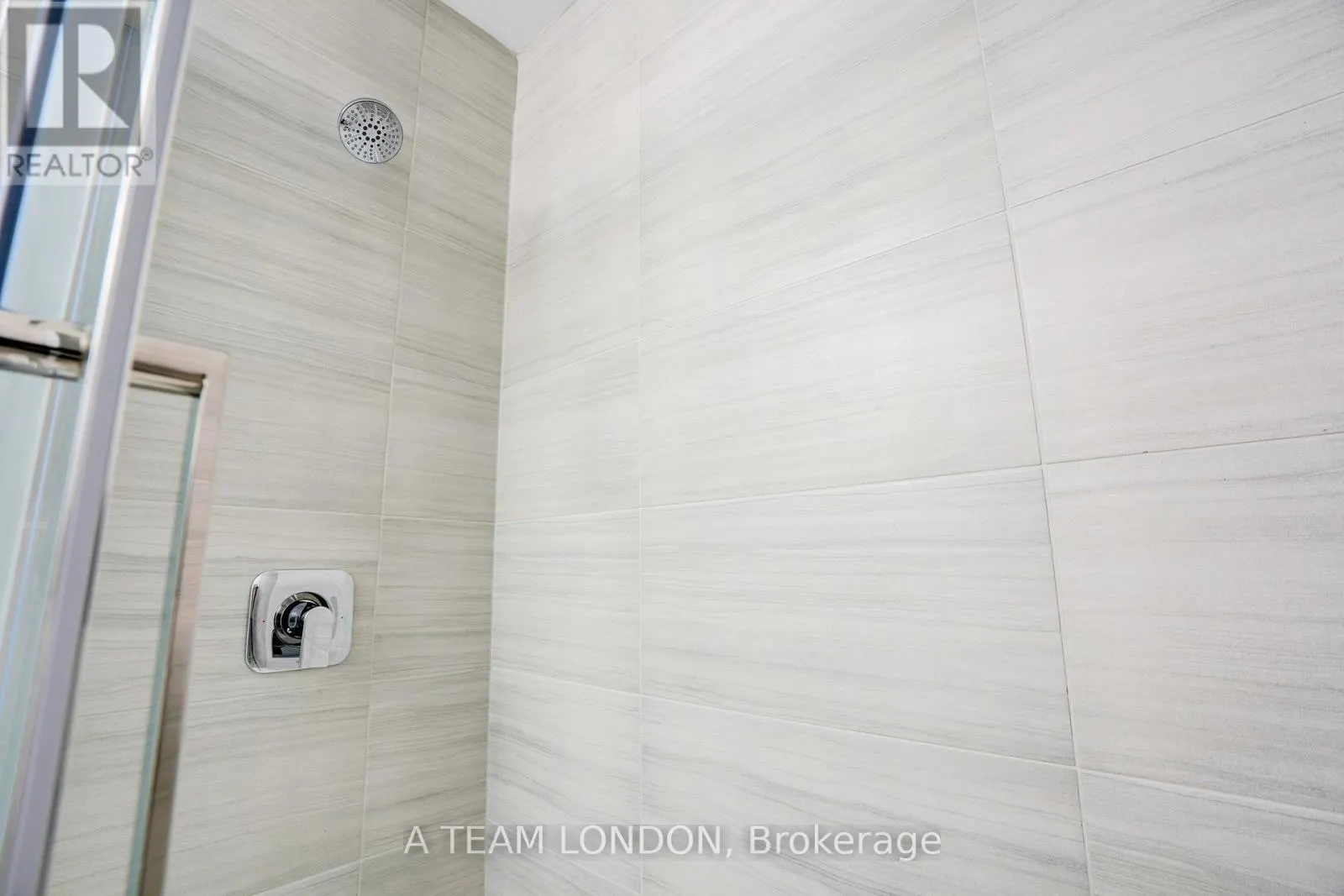 212 - 100 THE PROMENADE, #212