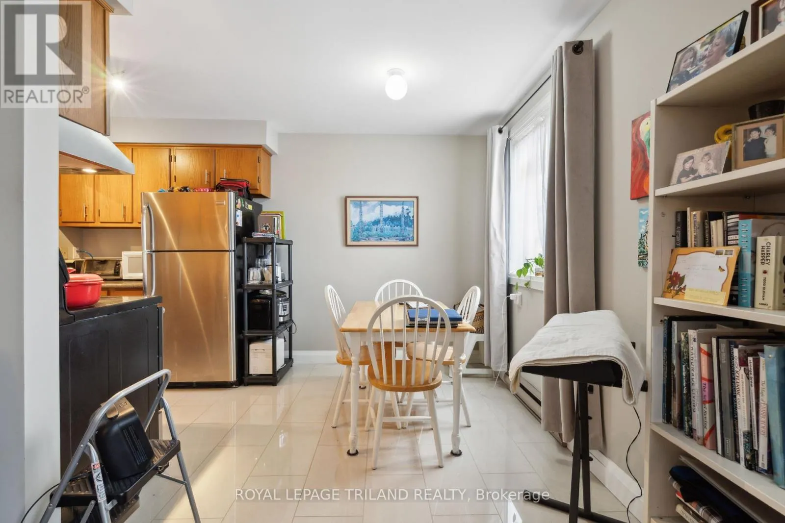 221 HIGHVIEW DRIVE