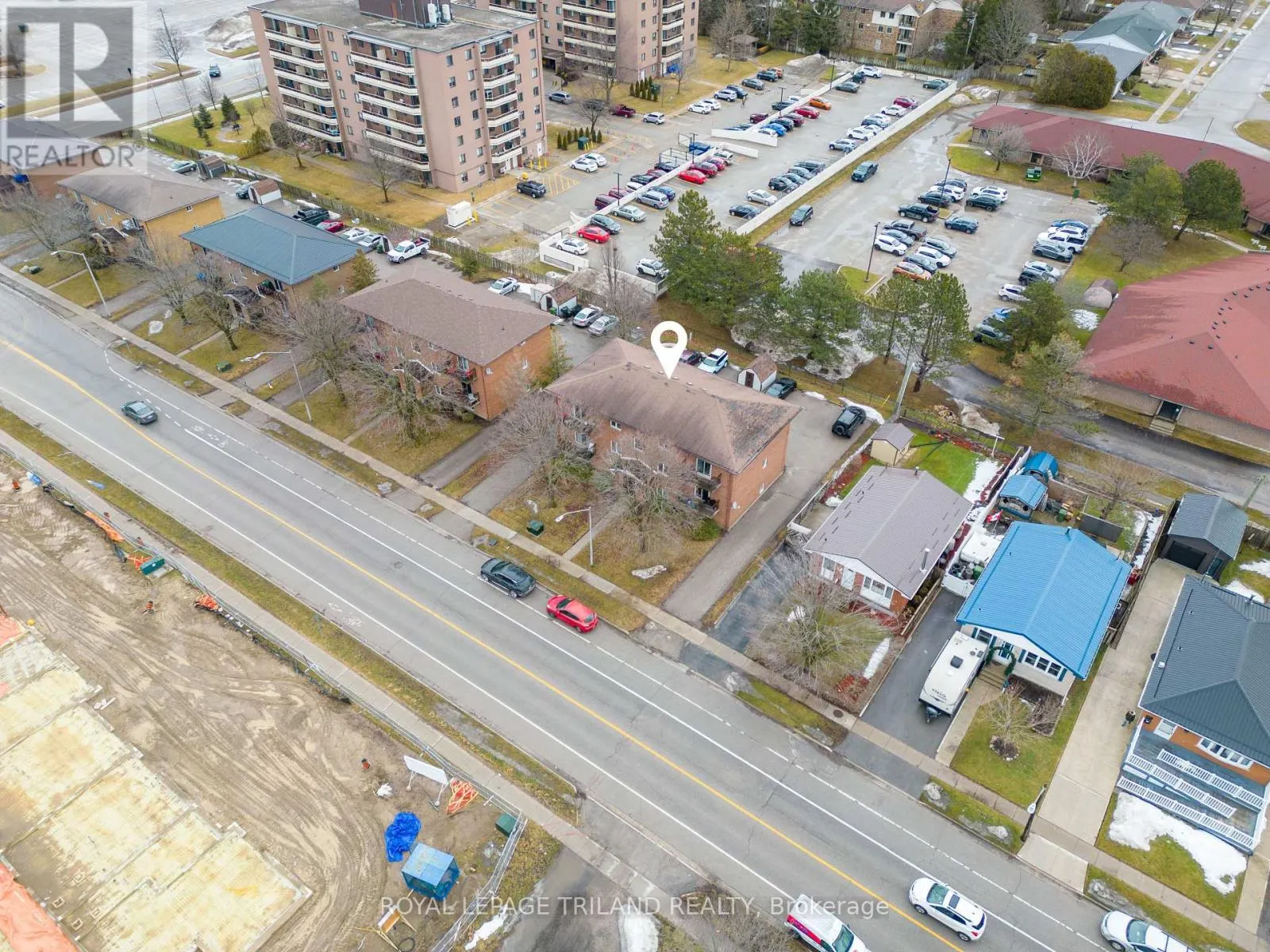 221 HIGHVIEW DRIVE