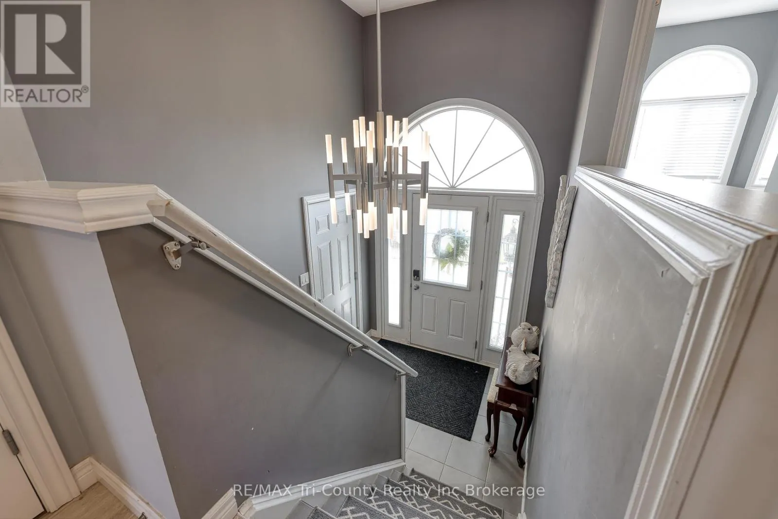 51 TRAILVIEW DRIVE