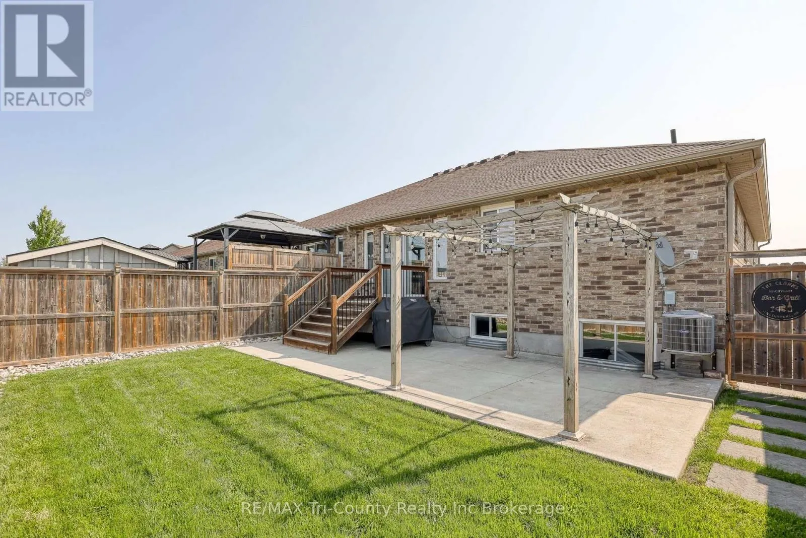 51 TRAILVIEW DRIVE