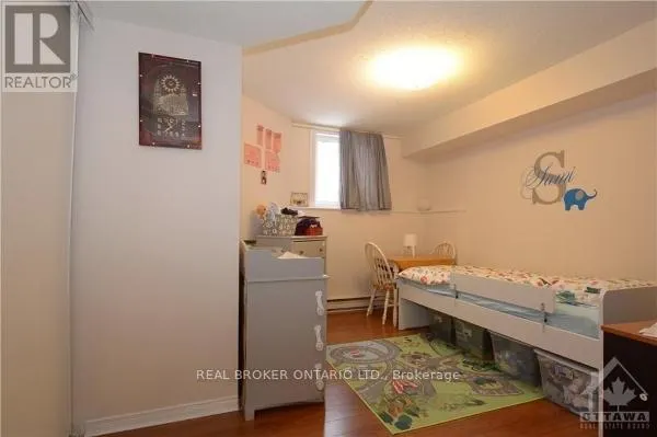 123 BRISTON PRIVATE