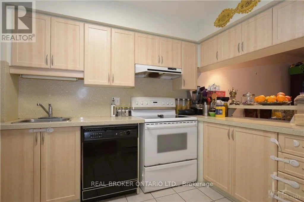 123 BRISTON PRIVATE
