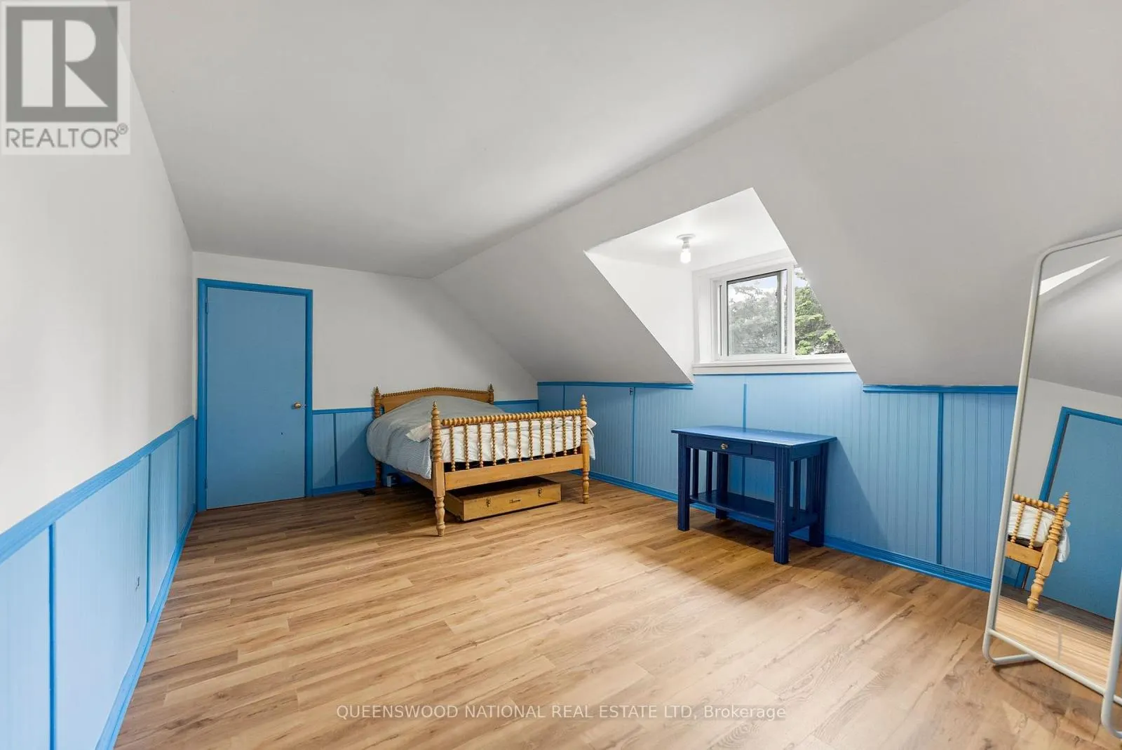 156 WELLINGTON STREET NW