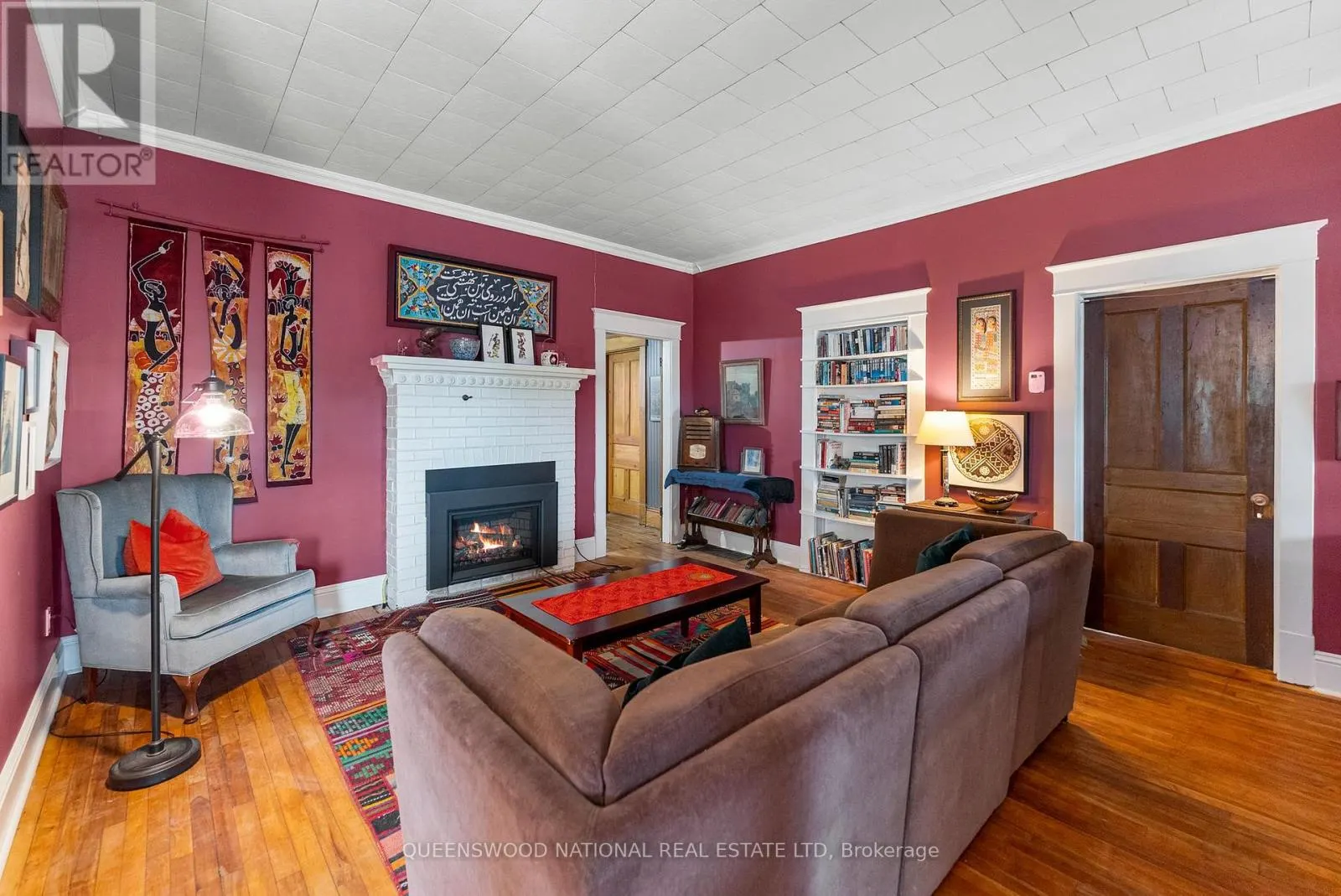 156 WELLINGTON STREET NW