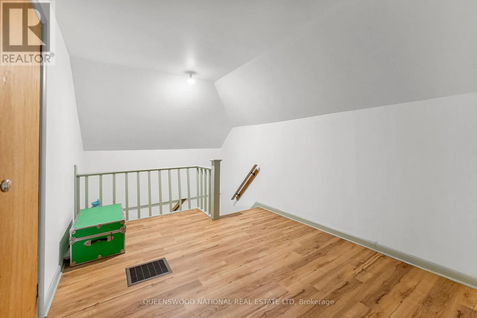 156 WELLINGTON STREET NW