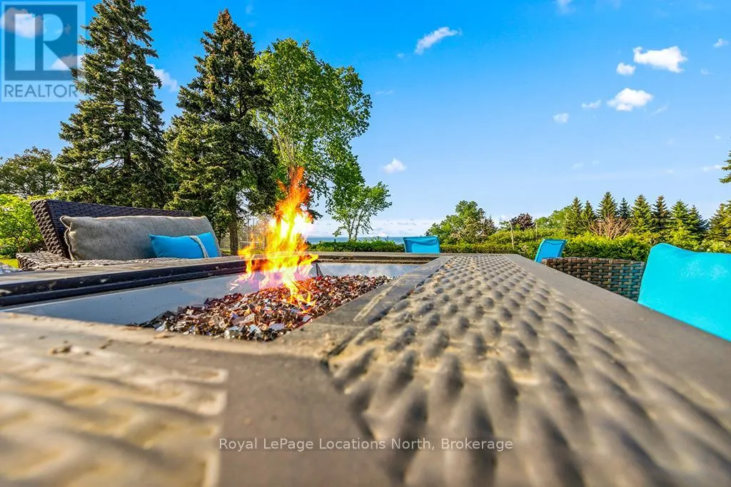 7 - 139 LAKESHORE ROAD E, #7