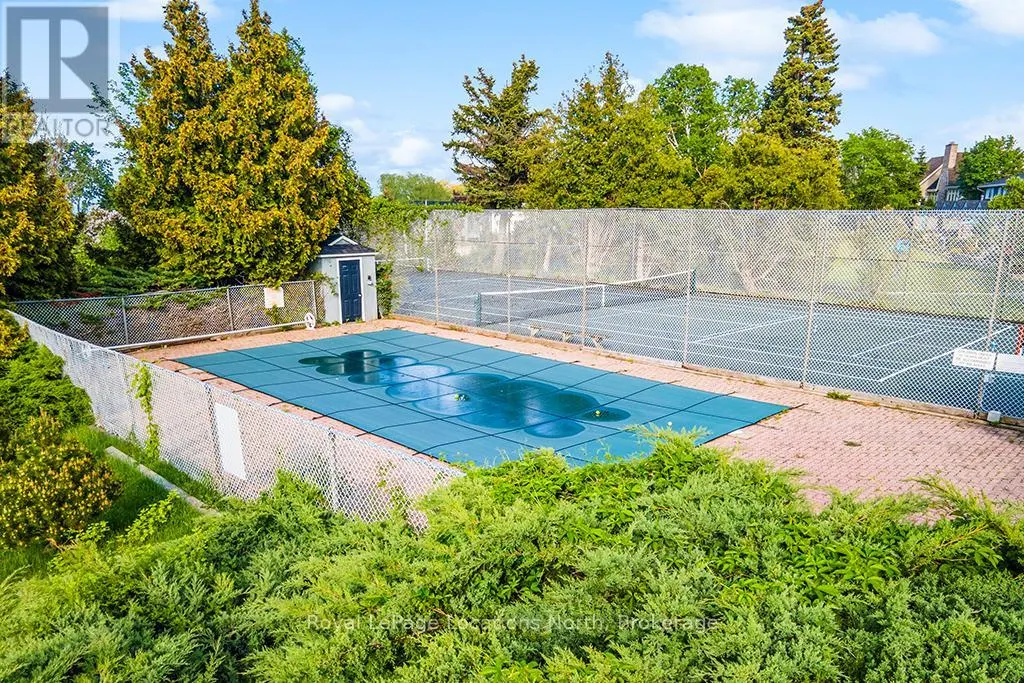 7 - 139 LAKESHORE ROAD E, #7