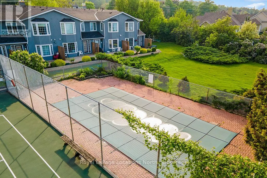 7 - 139 LAKESHORE ROAD E, #7