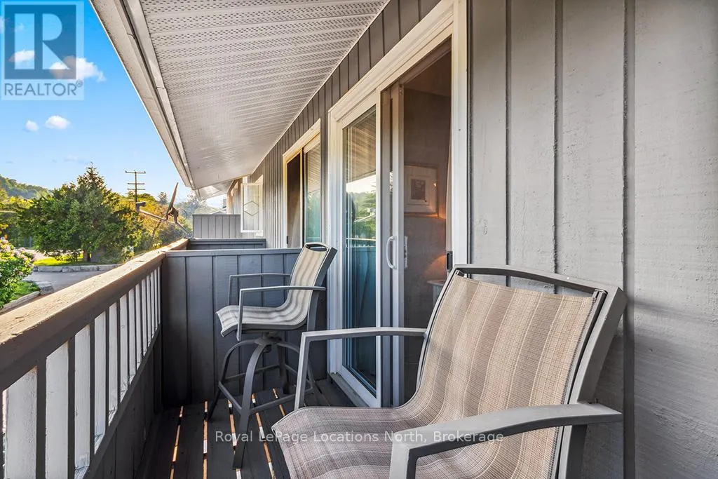 7 - 139 LAKESHORE ROAD E, #7