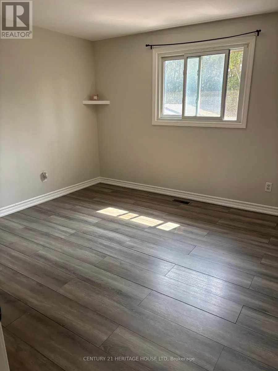 MAIN AND UPPER FLOOR - 29 MCCULLY DRIVE S