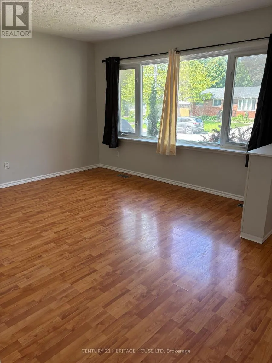 MAIN AND UPPER FLOOR - 29 MCCULLY DRIVE S