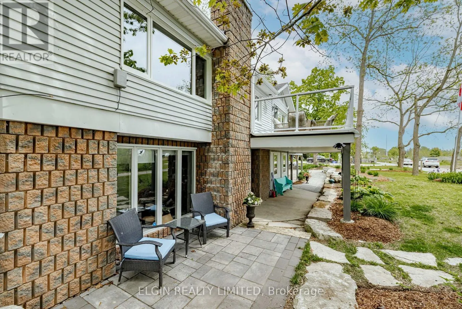 547 WEST EDITH CAVELL BOULEVARD