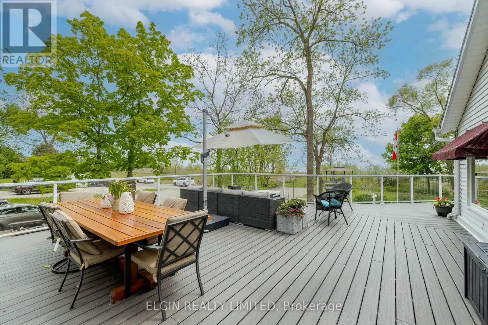547 WEST EDITH CAVELL BOULEVARD