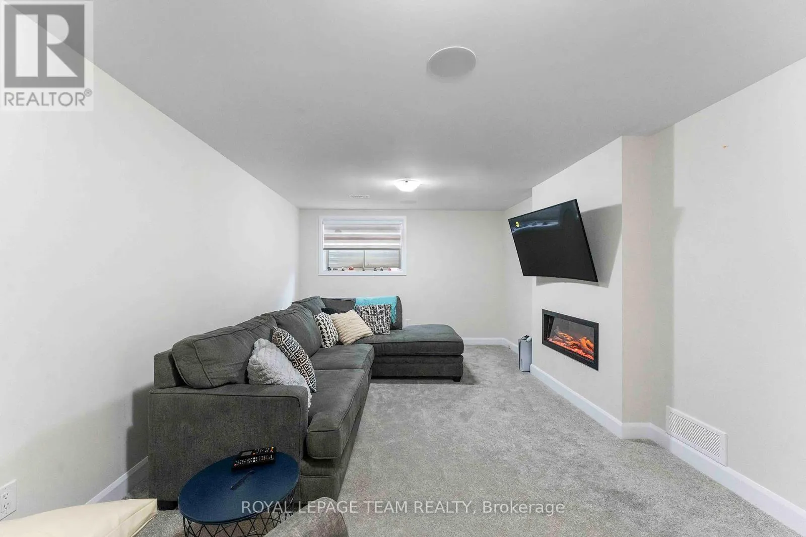 325 COSANTI DRIVE