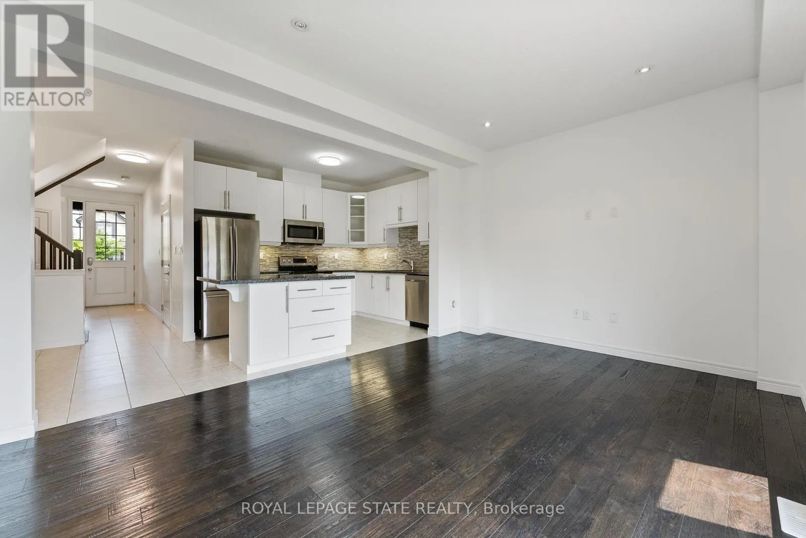 68 DODMAN CRESCENT