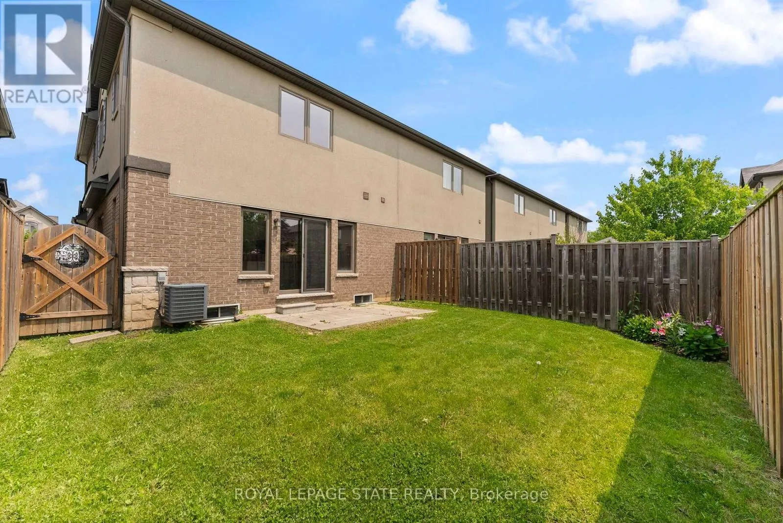 68 DODMAN CRESCENT
