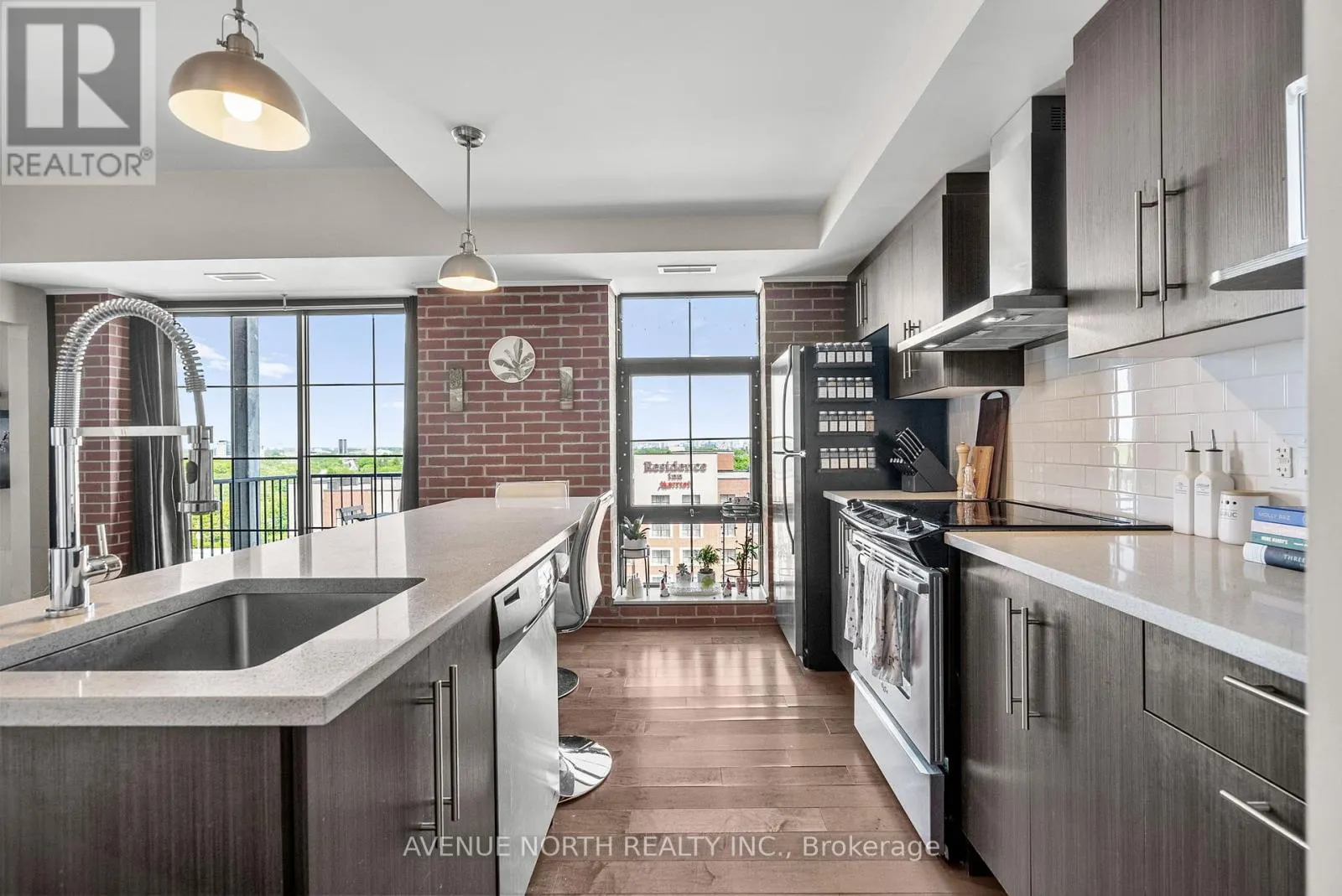 806 - 555 ANAND PRIVATE