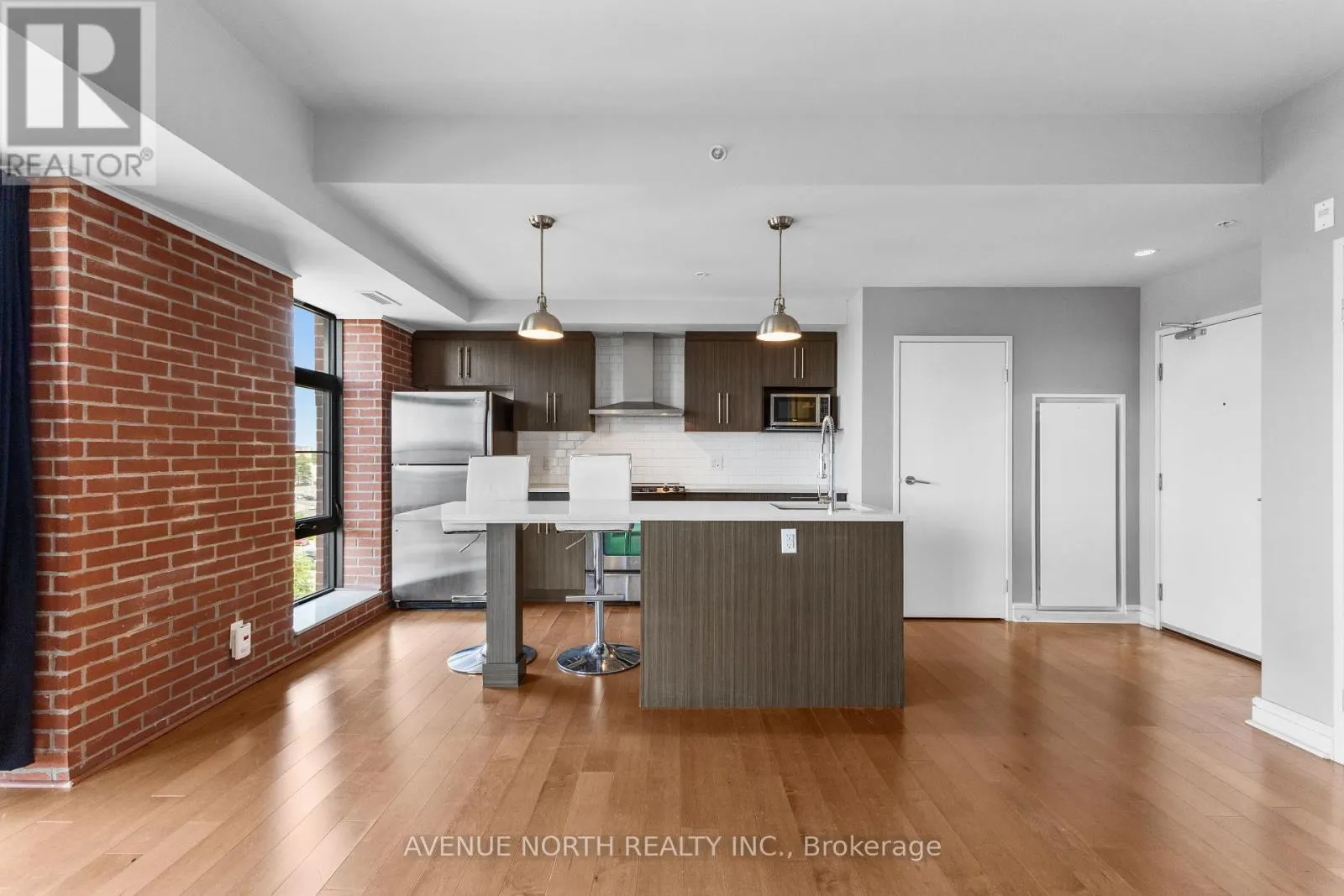 806 - 555 ANAND PRIVATE