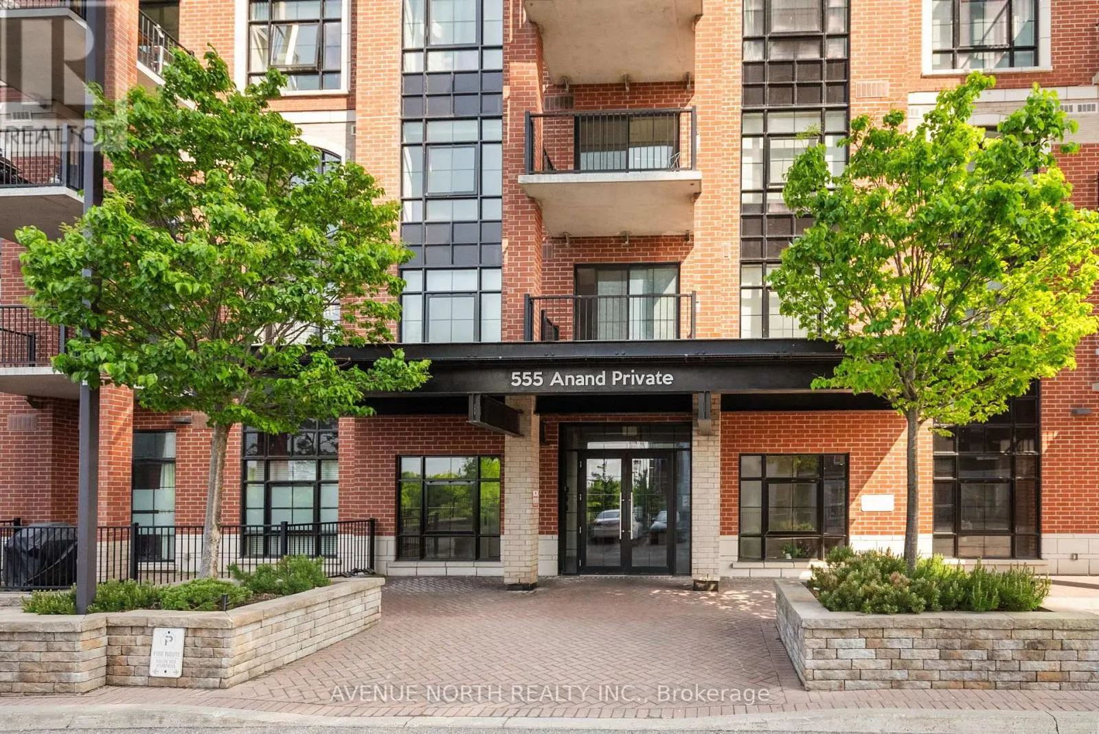 806 - 555 ANAND PRIVATE