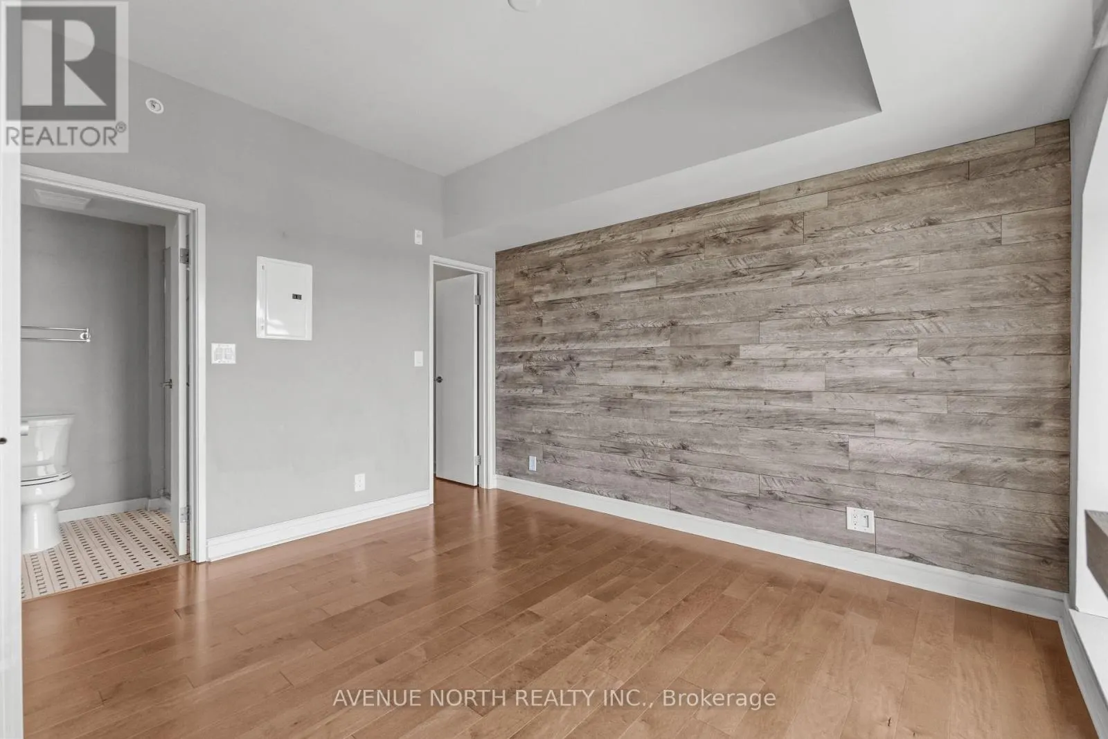 806 - 555 ANAND PRIVATE