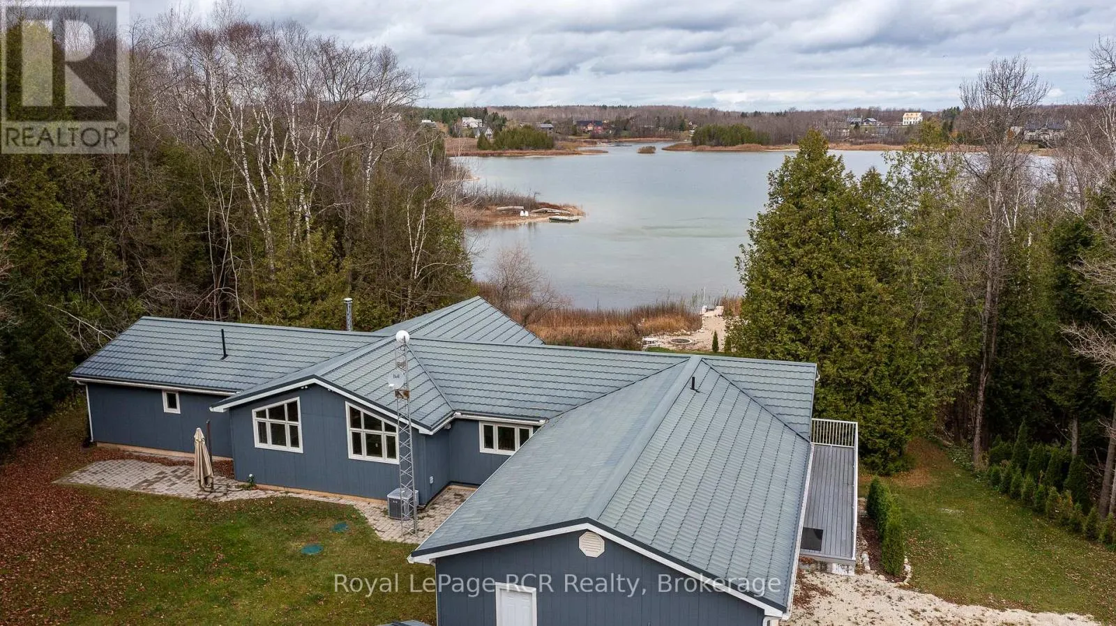 123 LAKEVIEW ROAD