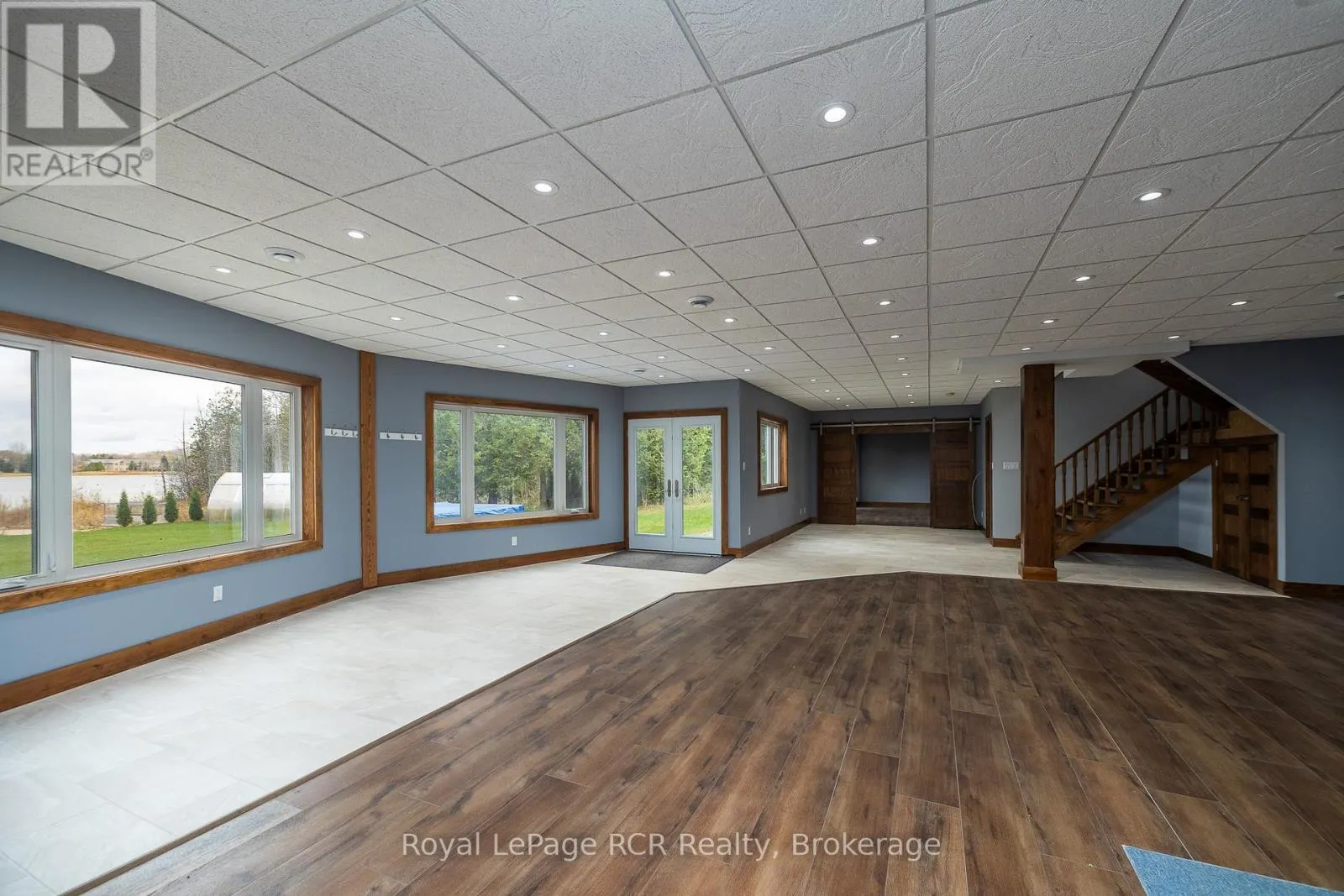 123 LAKEVIEW ROAD