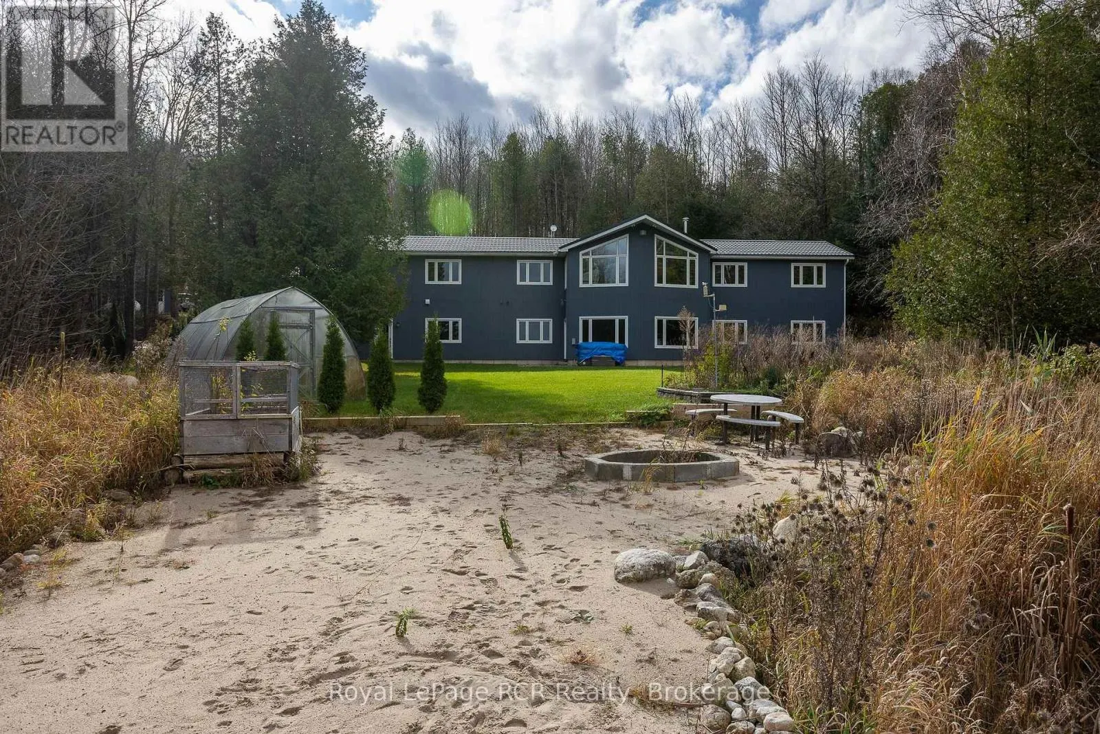 123 LAKEVIEW ROAD