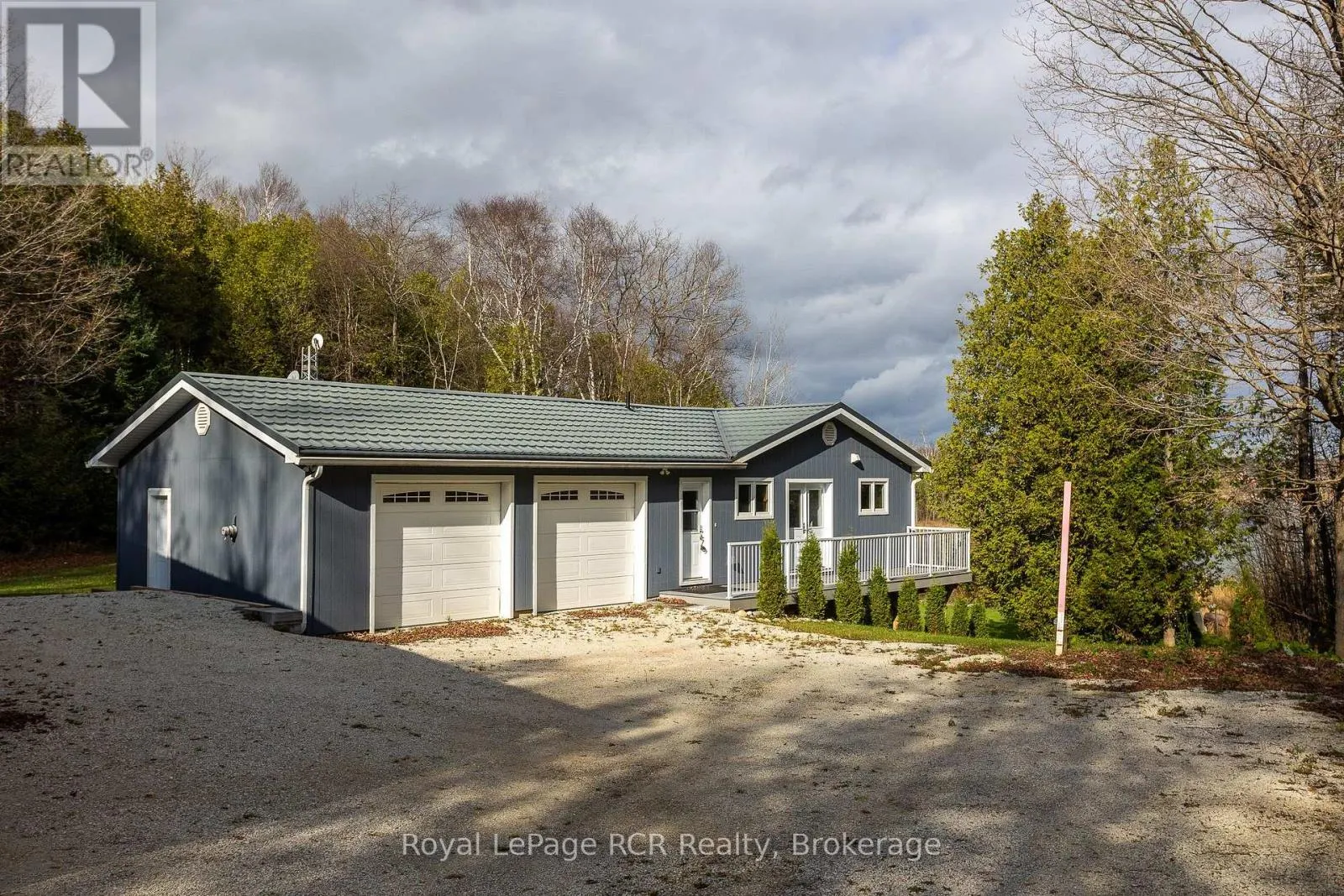 123 LAKEVIEW ROAD