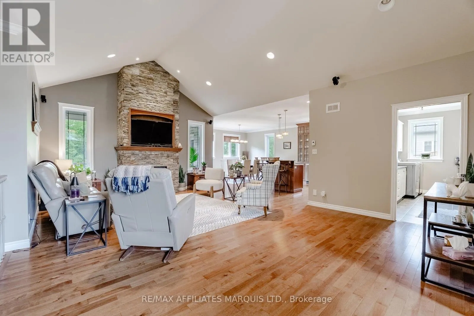 20452 PATRICIA LANE