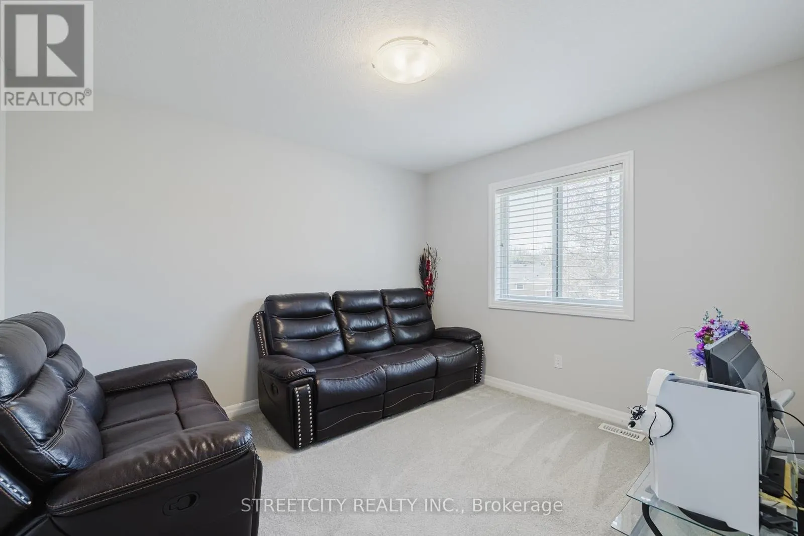 253 WILSON AVENUE