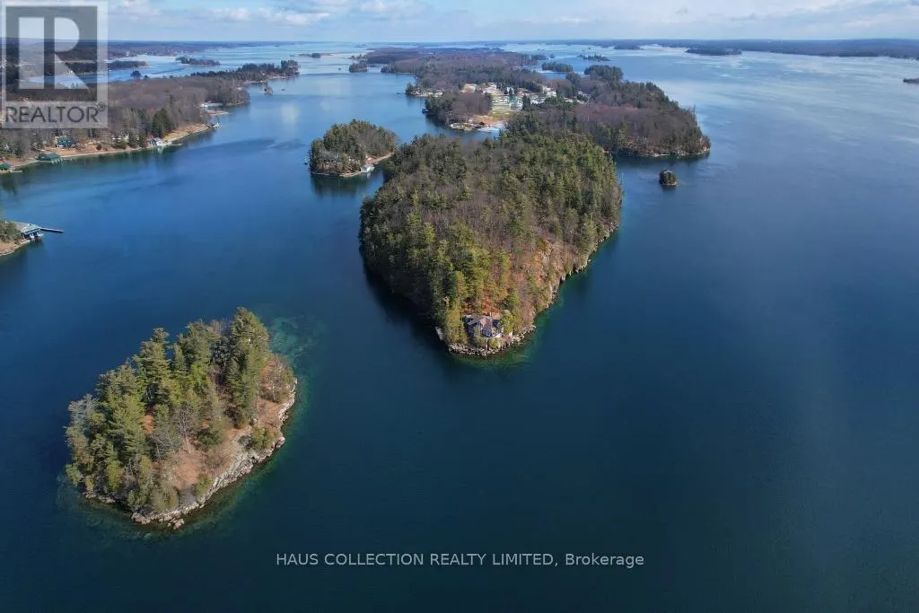 1 LITTLE GRENADIER ISLAND