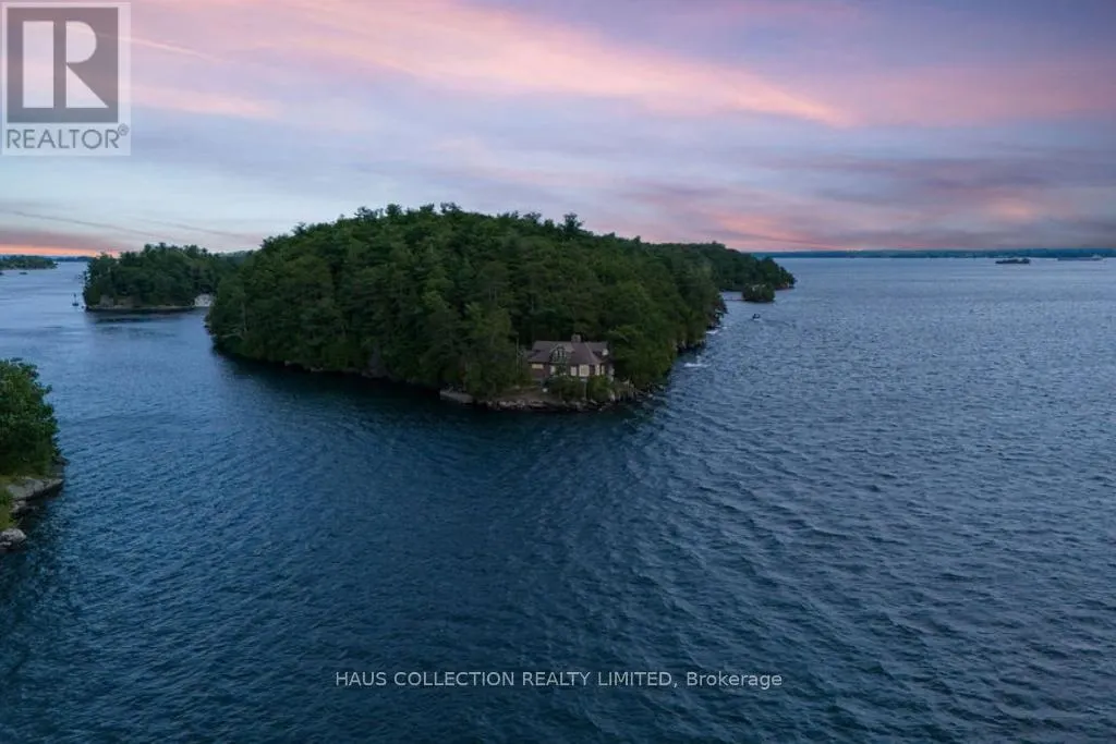 1 LITTLE GRENADIER ISLAND
