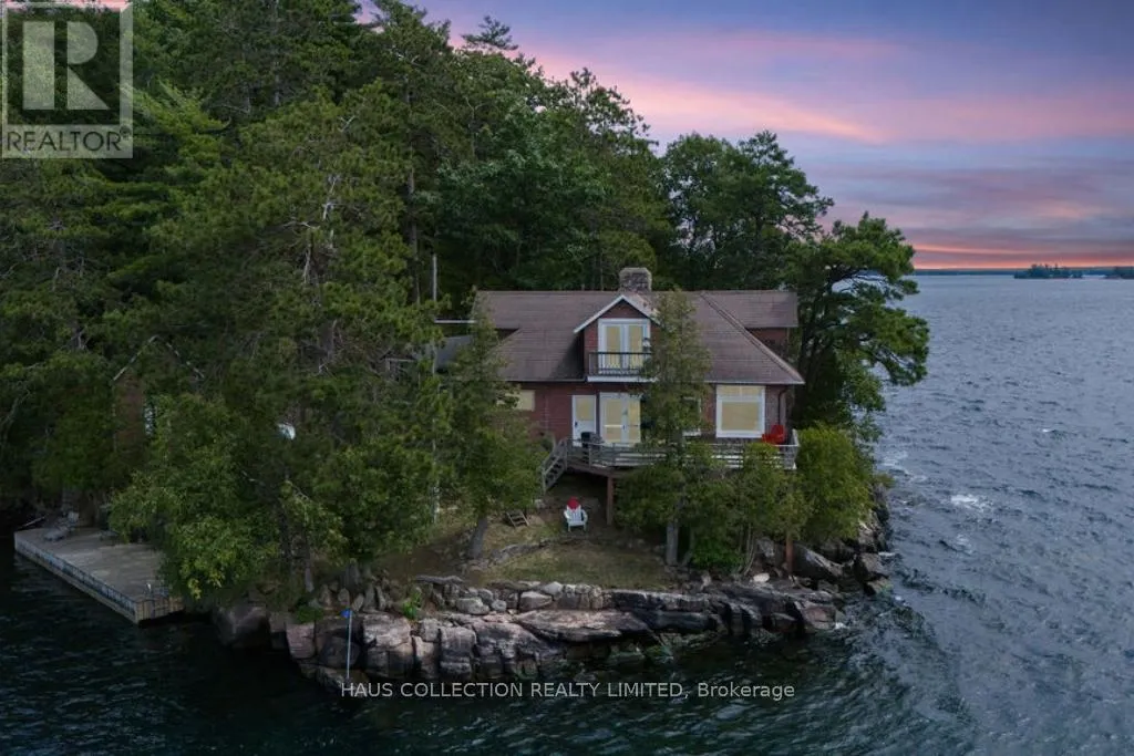 1 LITTLE GRENADIER ISLAND