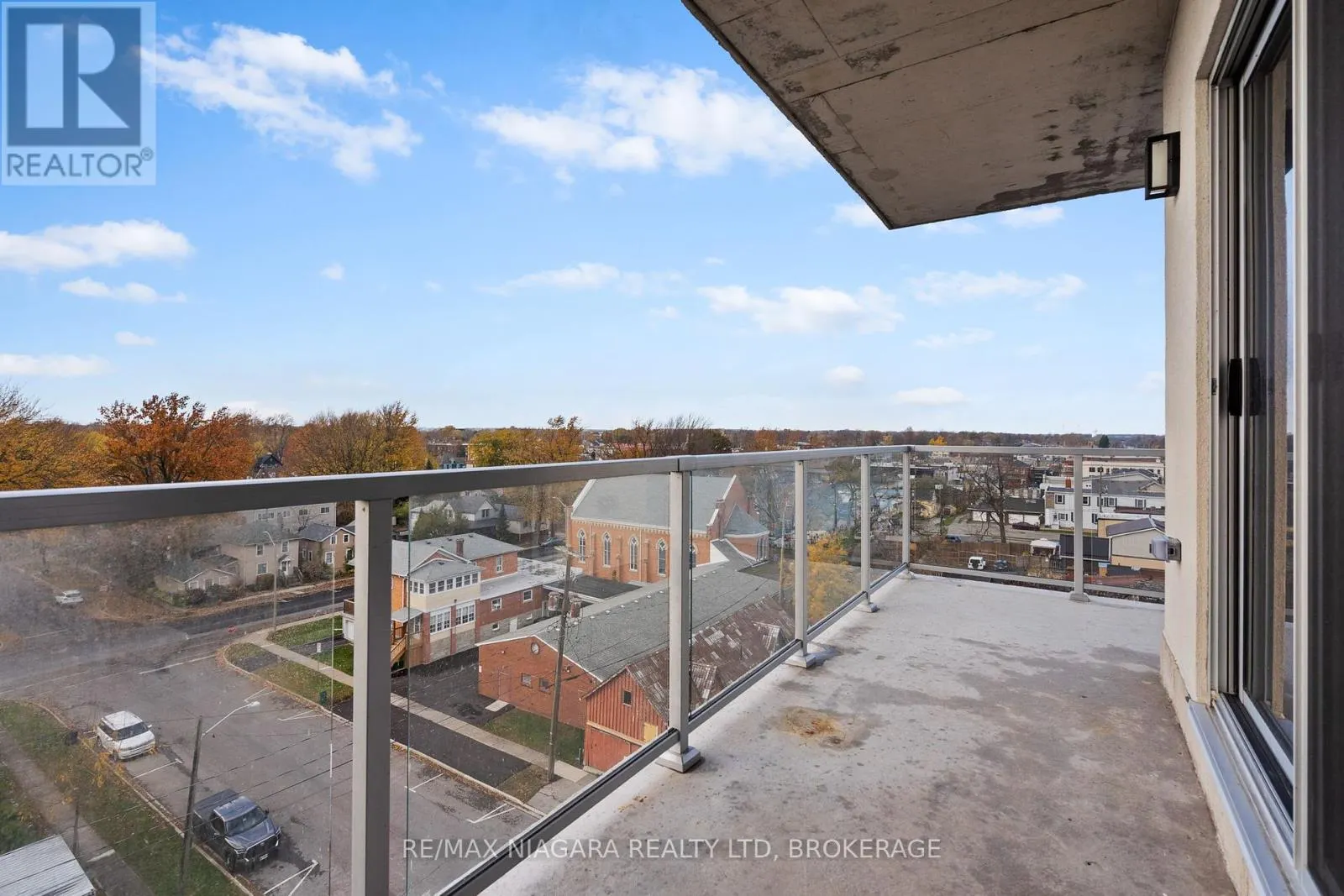 605 - 118 WEST STREET, #605