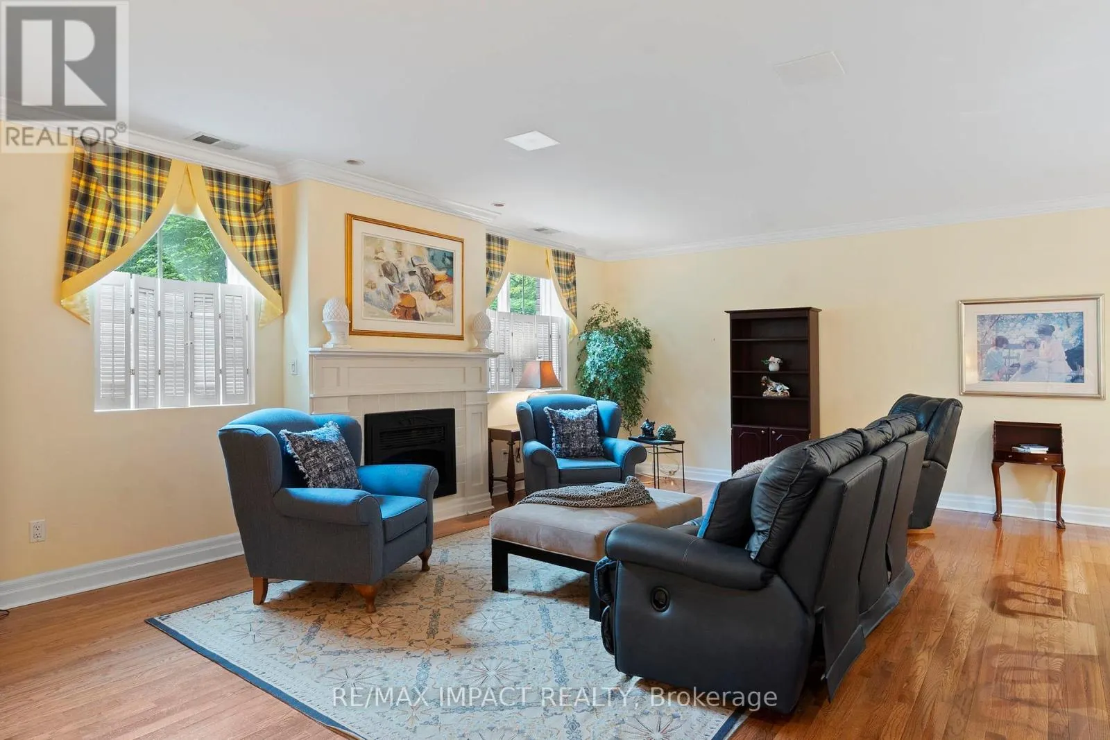 101 - 220 CHURCH STREET, #101
