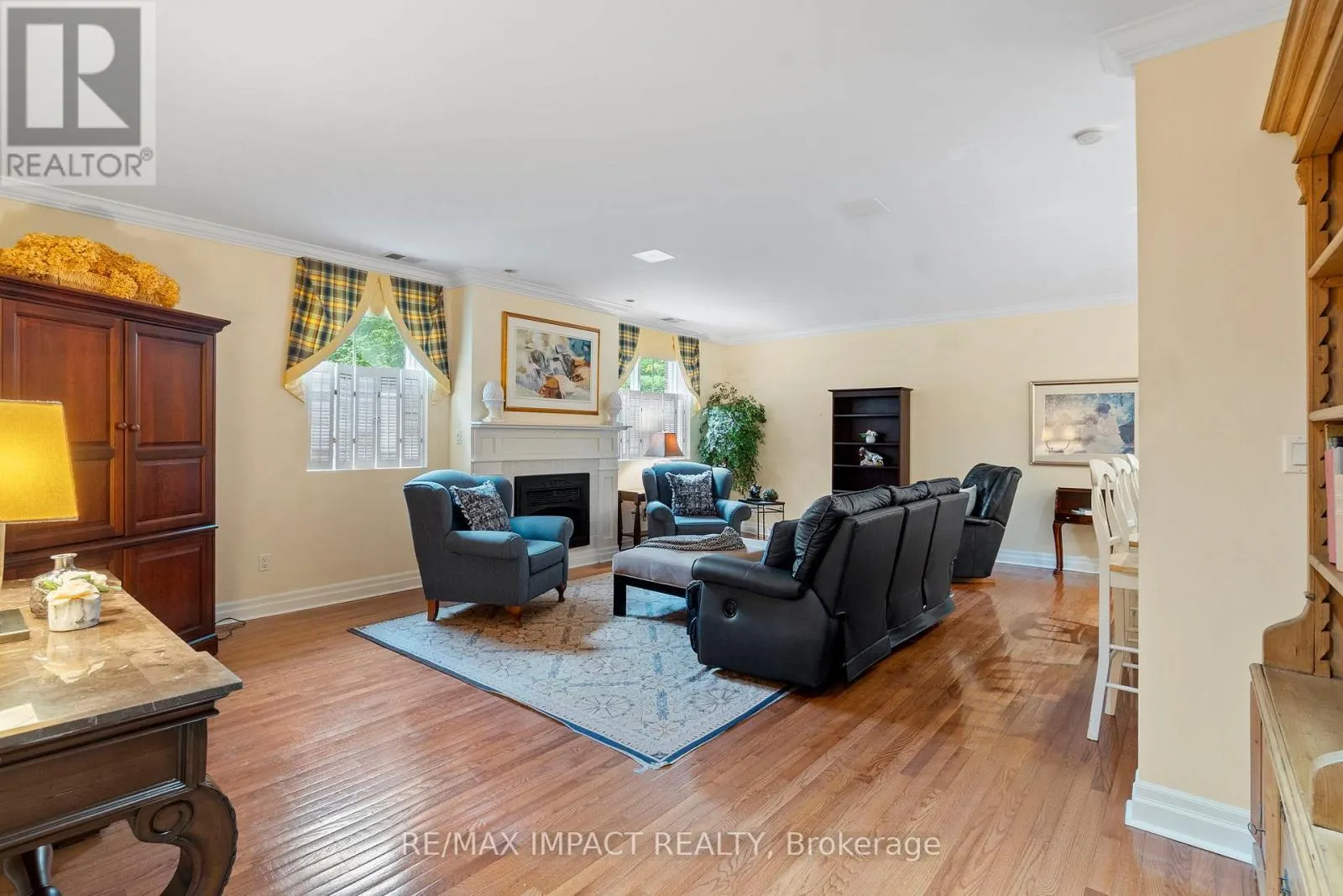 101 - 220 CHURCH STREET, #101