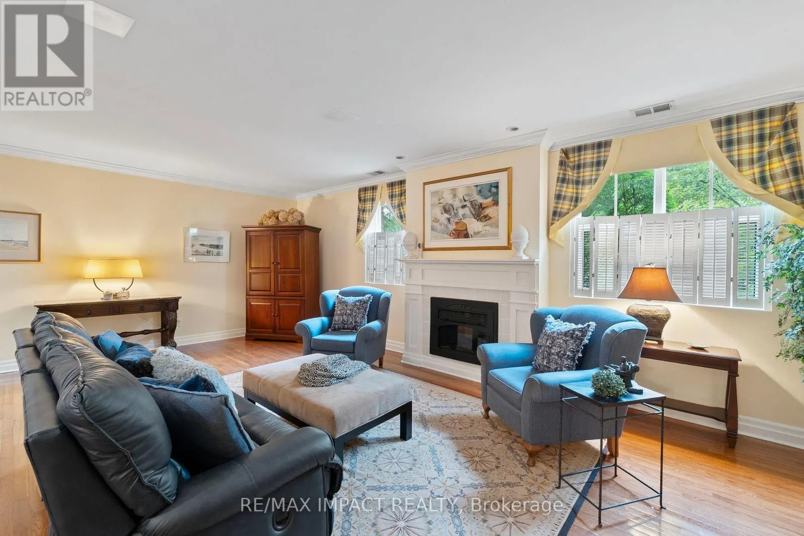101 - 220 CHURCH STREET, #101